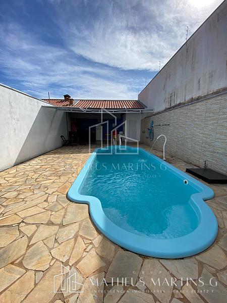 Linda edícula pronta com piscina e churrasqueira — foto 6