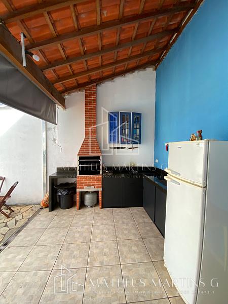 Linda edícula pronta com piscina e churrasqueira — foto 3