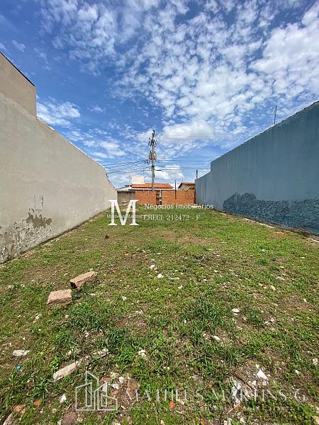 Terreno com boa metragem, topografia em declívio e pronto para construir — foto 3