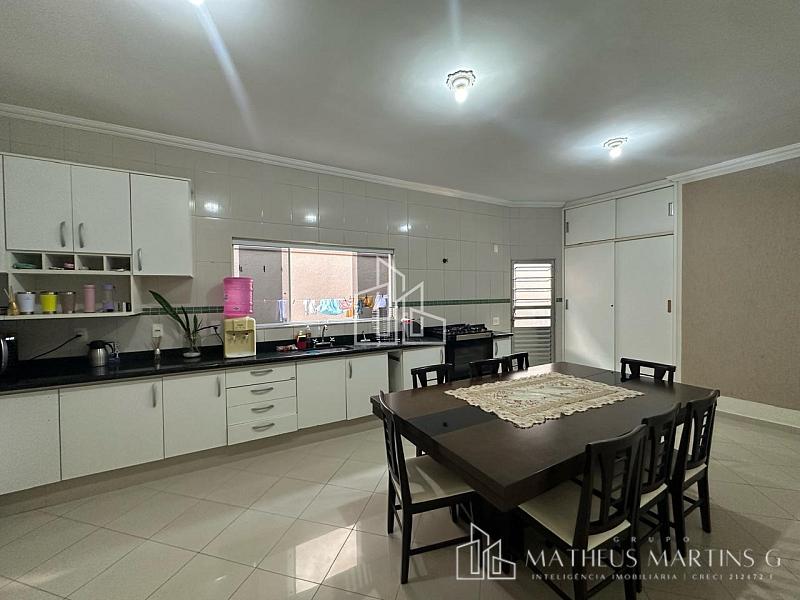 Oportunidade Imperdível: Casa à Venda! — foto 5