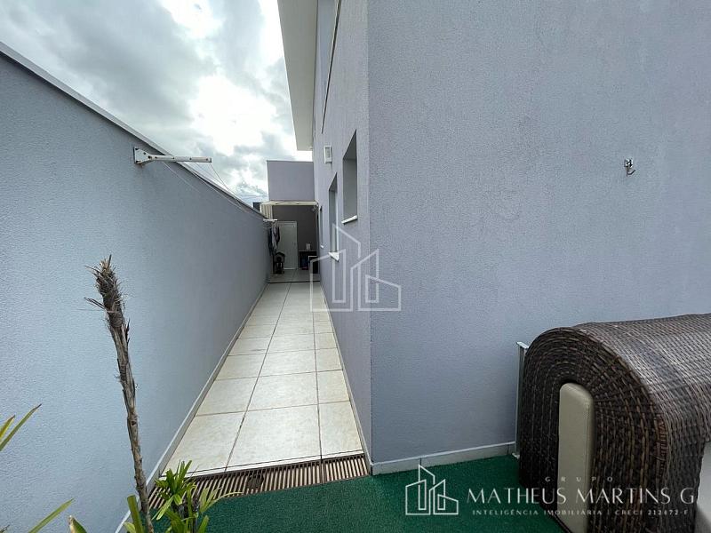 Viva o Sonho de Uma Vida Exclusiva em Condomínio Fechado — foto 45