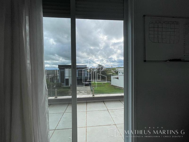 Viva o Sonho de Uma Vida Exclusiva em Condomínio Fechado — foto 24