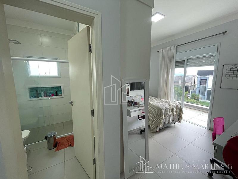 Viva o Sonho de Uma Vida Exclusiva em Condomínio Fechado — foto 23