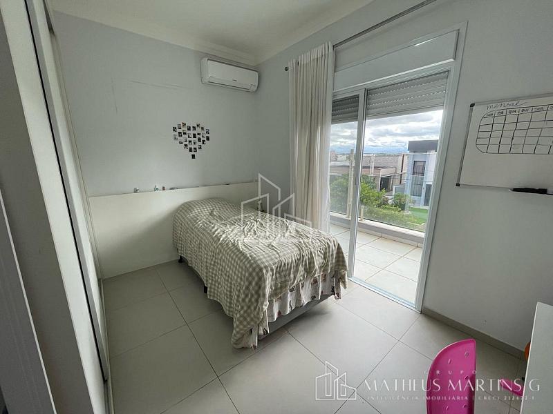 Viva o Sonho de Uma Vida Exclusiva em Condomínio Fechado — foto 22