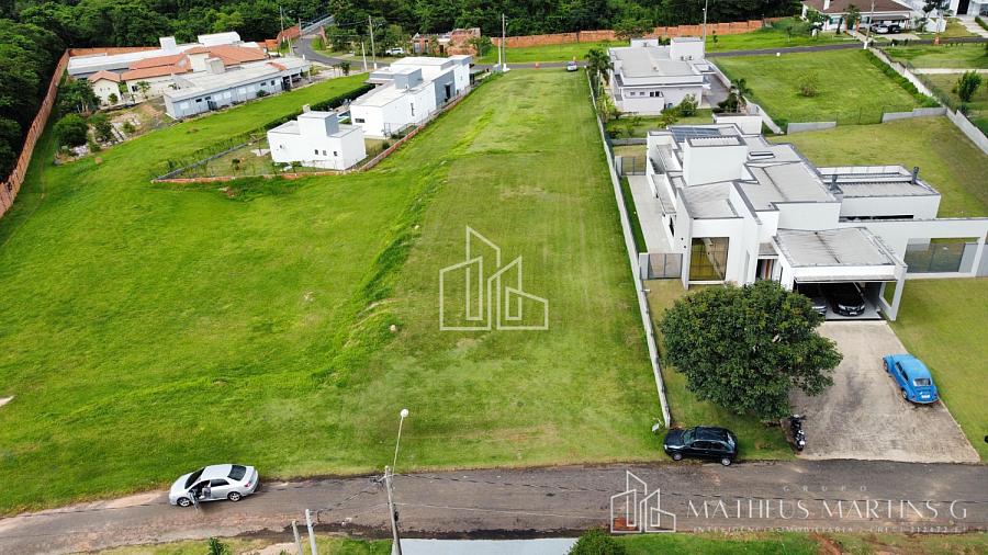 Terreno à Venda em Condomínio Fechado: Segurança e Privacidade — foto 7