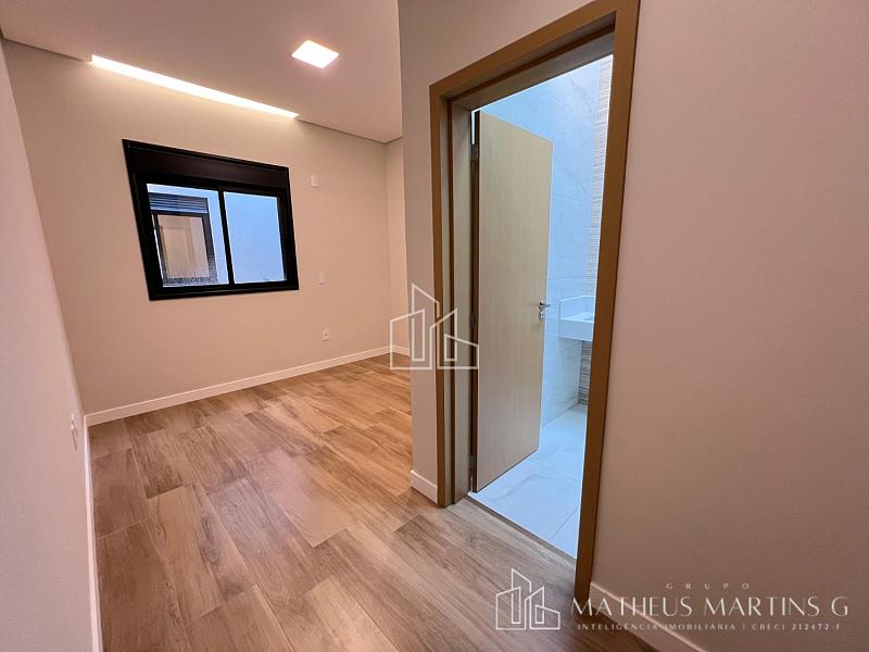 Casa Espetacular em Condomínio Fechado: Conforto e Segurança para Sua Família — foto 12