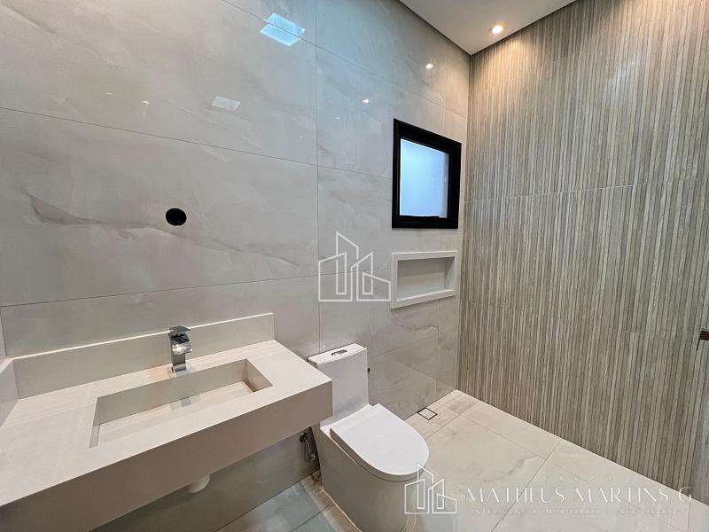 Casa Espetacular em Condomínio Fechado: Conforto e Segurança para Sua Família — foto 13