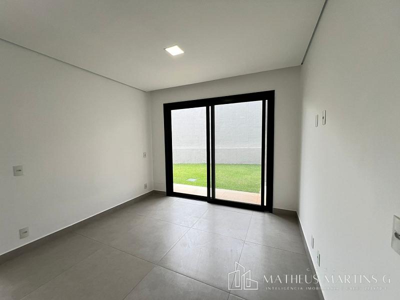 Conforto e Segurança para Sua Família: Casa à Venda em Condomínio Exclusivo — foto 17