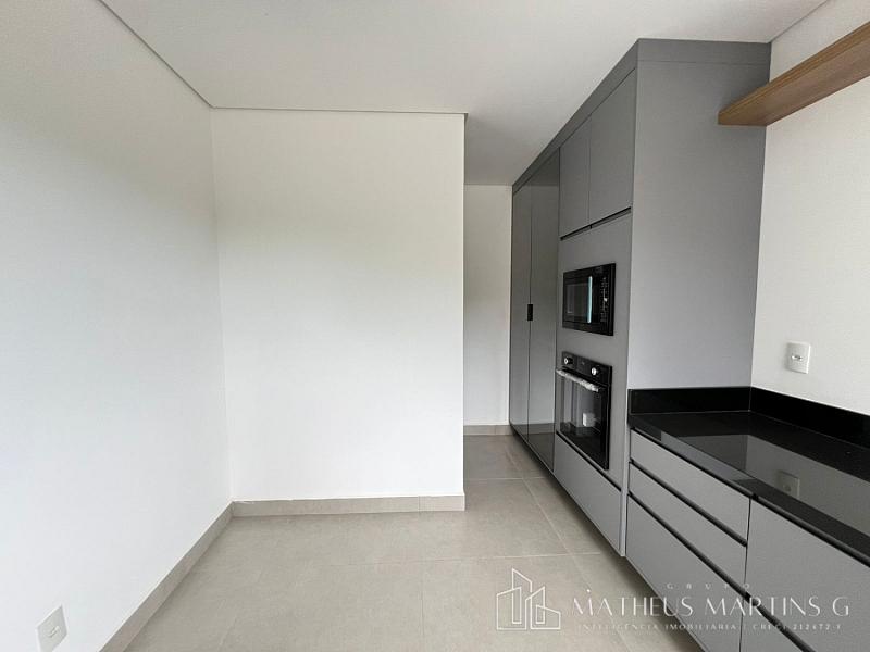 Conforto e Segurança para Sua Família: Casa à Venda em Condomínio Exclusivo — foto 9