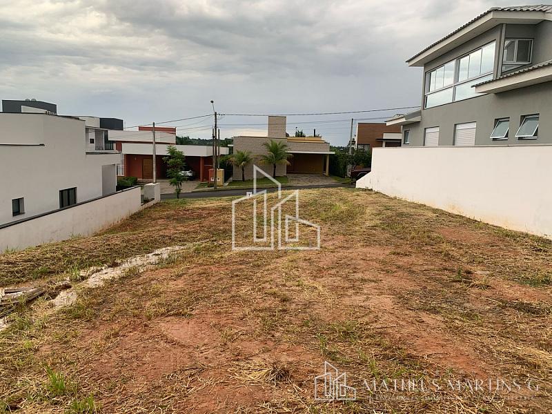 Oportunidade, terreno a venda em Condomínio! — foto 4