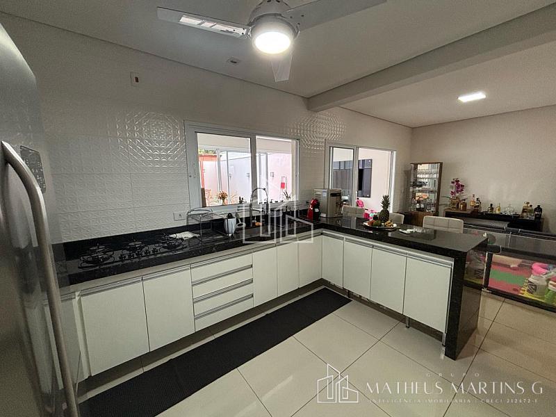 Casa a venda em Condomínio! Oportunidade — foto 9