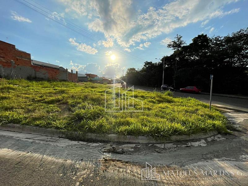 Terreno á venda no bairro Vila Martins! — foto 3