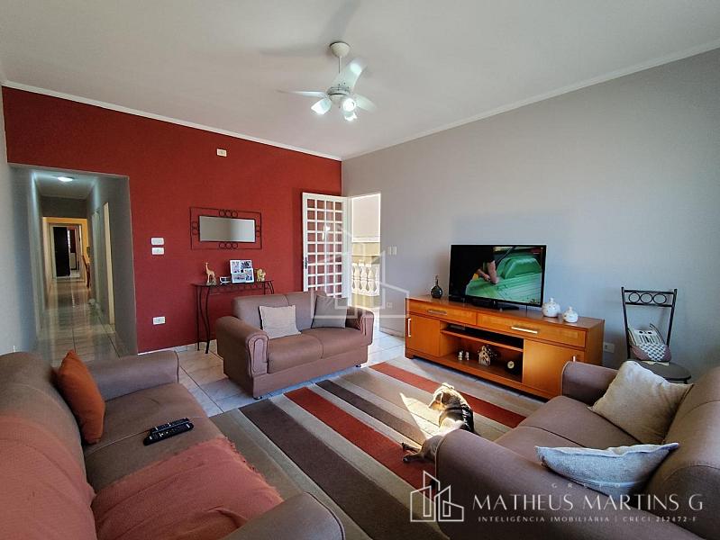 Casa a venda no bairro Jardim Celani — foto 3