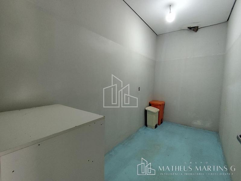 Excelente Galpão a venda no bairro Jardim Celani — foto 13