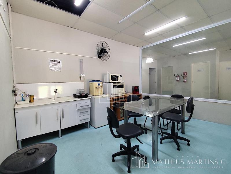 Excelente Galpão a venda no bairro Jardim Celani — foto 15