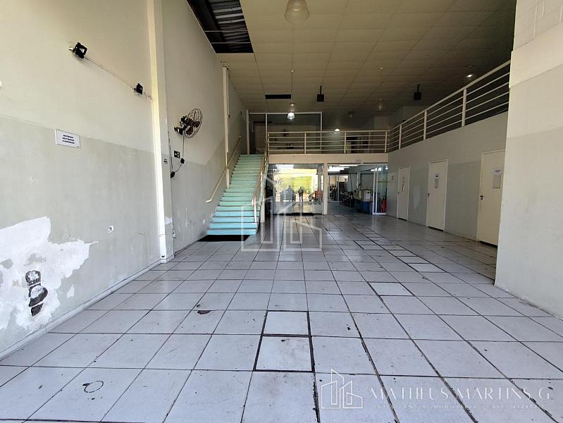 Excelente Galpão a venda no bairro Jardim Celani — foto 17