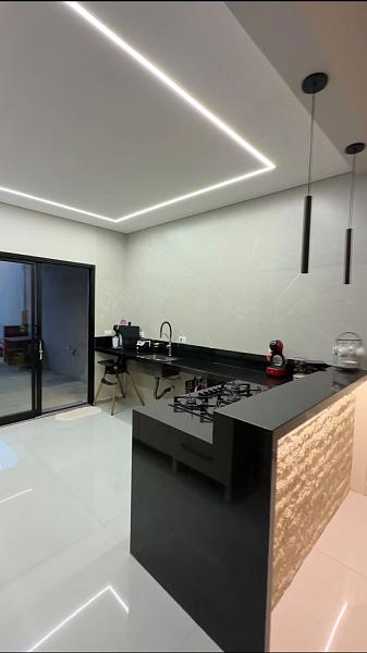 Excelente casa moderna a venda 1