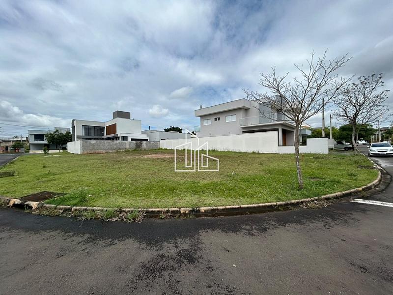 TERRENO a venda no Condom�nio Portal dos Bandeidantes - Salto/SP📍 1