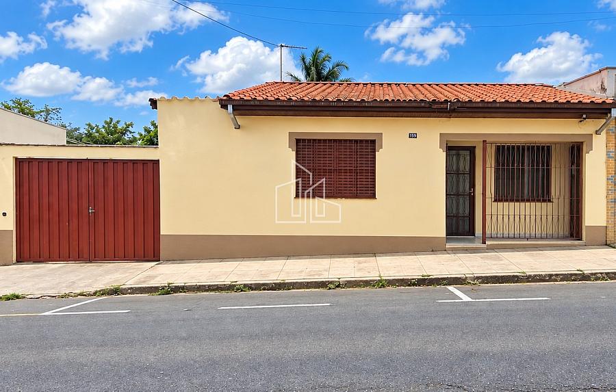 🏡  Casa � venda no Centro - Salto/SP 1