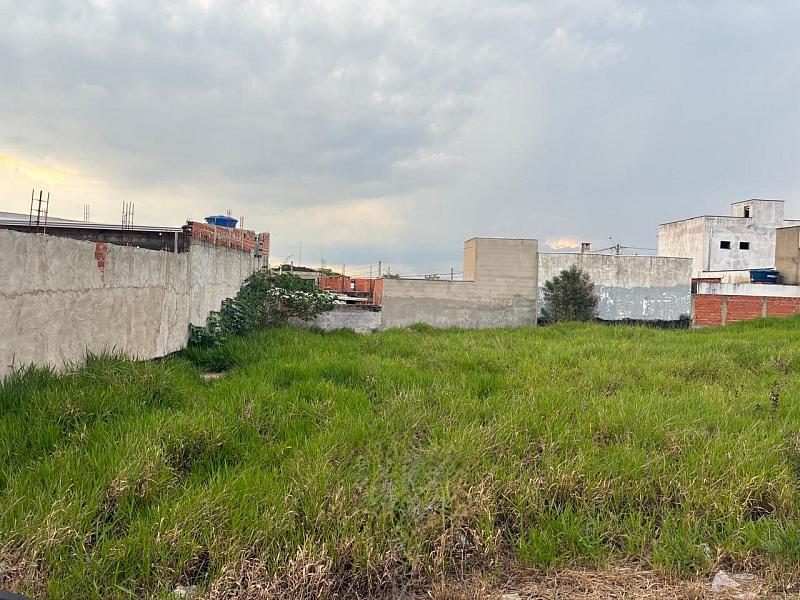 TERRENO � VENDA � AVENIDA WALTER NARDELLI /SP 1