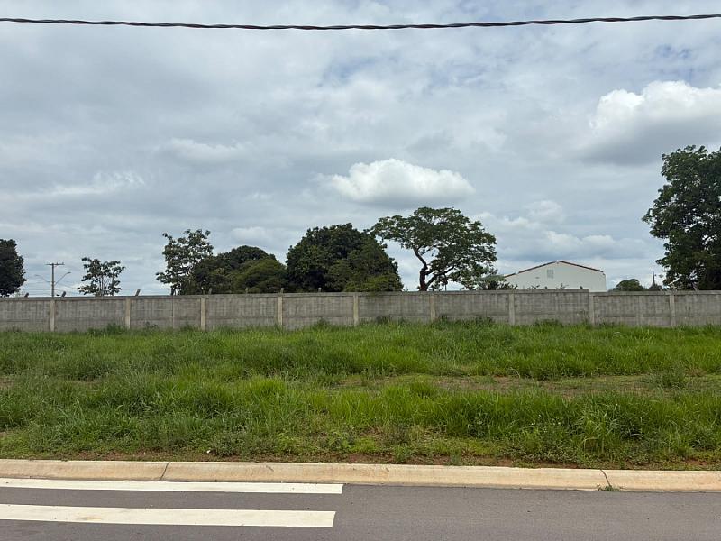TERRENO � VENDA � RESIDENCIAL CATA VENTO | SALTO/SP 1