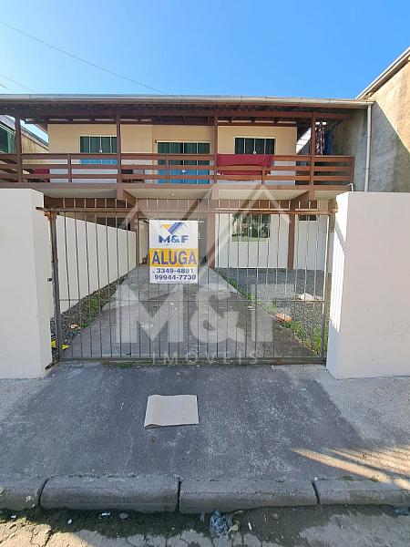 CASA COM 2 SU�TES NO BAIRRO SALSEIROS 1