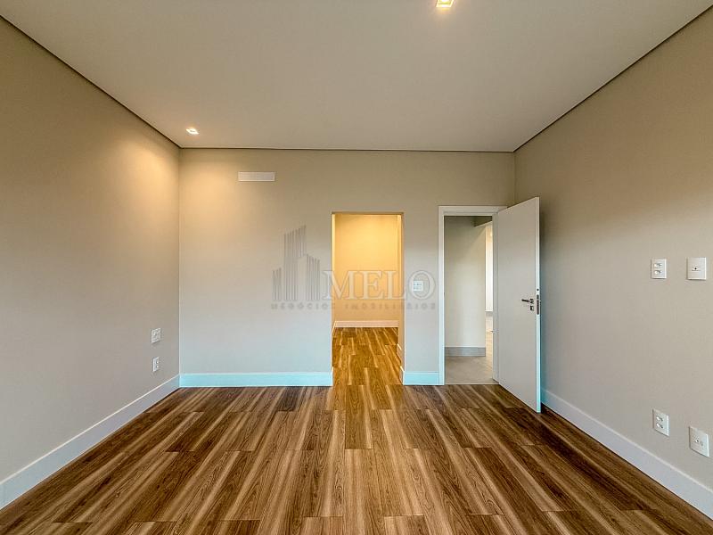 Belíssima Casa à Venda no Gran Park por R$2.690.000,00 — foto 21