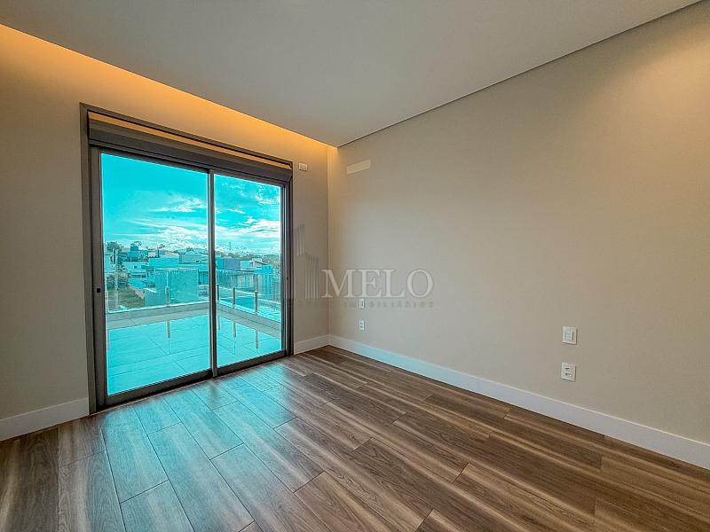 Belíssima Casa à Venda no Gran Park por R$2.690.000,00 — foto 25