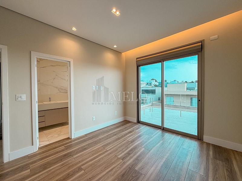 Belíssima Casa à Venda no Gran Park por R$2.690.000,00 — foto 26