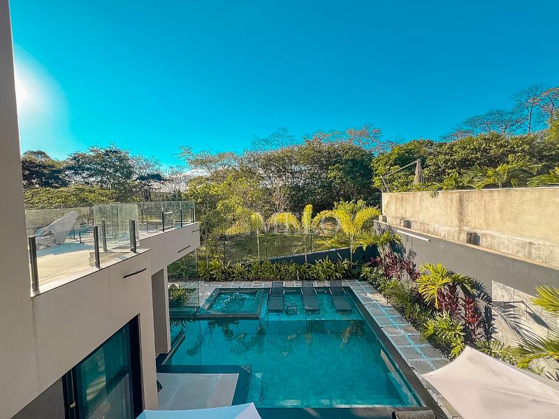 CASA DE ALTO PADR�O � VENDA | VISTA DEFINITIVA PARA A MATA ALPHAVILLE VESPASIANO 20