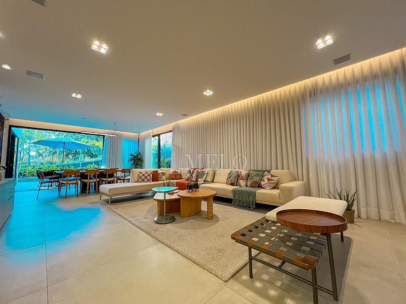 CASA DE ALTO PADR�O � VENDA | VISTA DEFINITIVA PARA A MATA ALPHAVILLE VESPASIANO 28