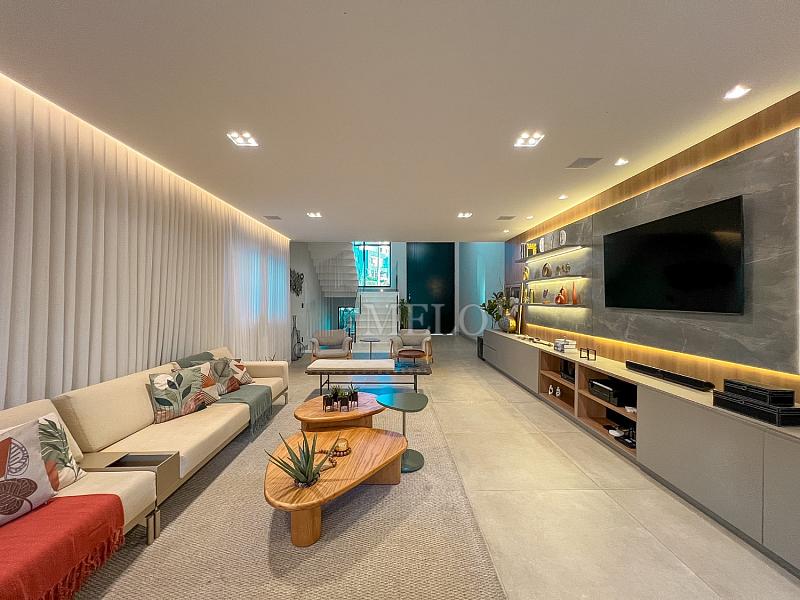CASA DE ALTO PADR�O � VENDA | VISTA DEFINITIVA PARA A MATA ALPHAVILLE VESPASIANO 30