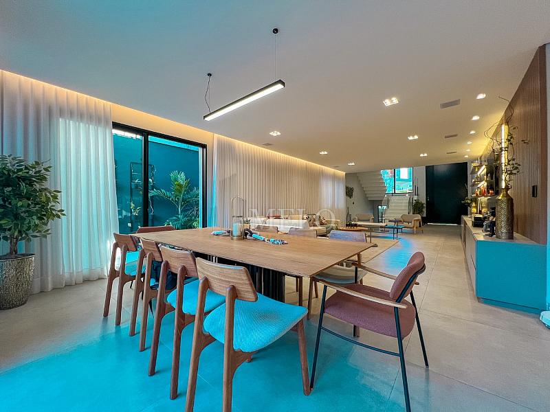 CASA DE ALTO PADR�O � VENDA | VISTA DEFINITIVA PARA A MATA ALPHAVILLE VESPASIANO 34