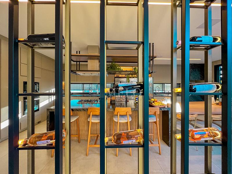 CASA DE ALTO PADR�O � VENDA | VISTA DEFINITIVA PARA A MATA ALPHAVILLE VESPASIANO 37