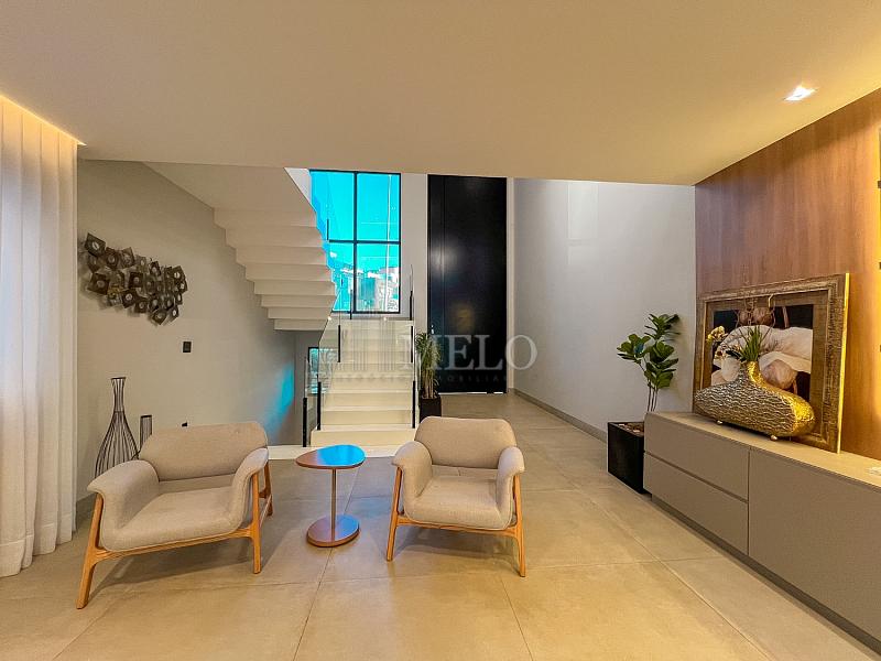CASA DE ALTO PADR�O � VENDA | VISTA DEFINITIVA PARA A MATA ALPHAVILLE VESPASIANO 38