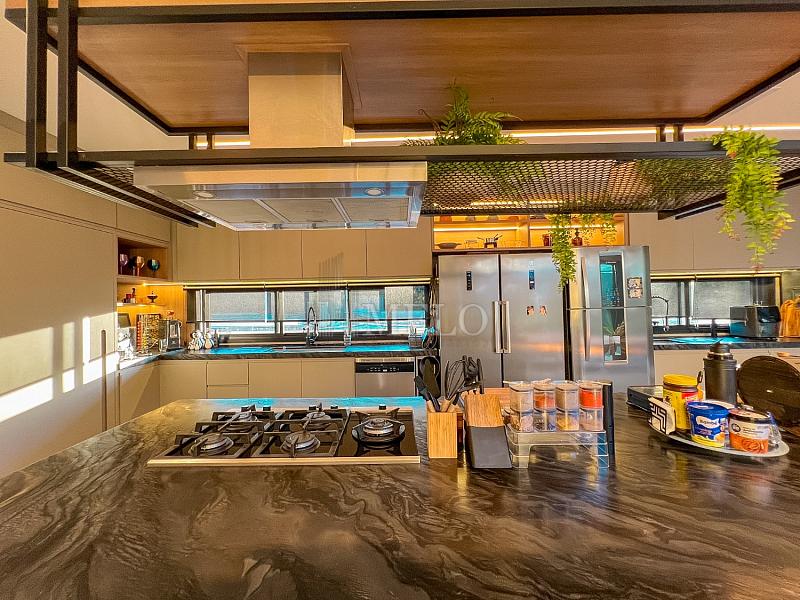 CASA DE ALTO PADR�O � VENDA | VISTA DEFINITIVA PARA A MATA ALPHAVILLE VESPASIANO 45