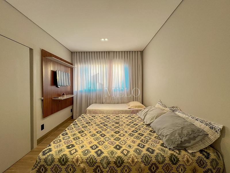 CASA DE ALTO PADR�O � VENDA | VISTA DEFINITIVA PARA A MATA ALPHAVILLE VESPASIANO 47