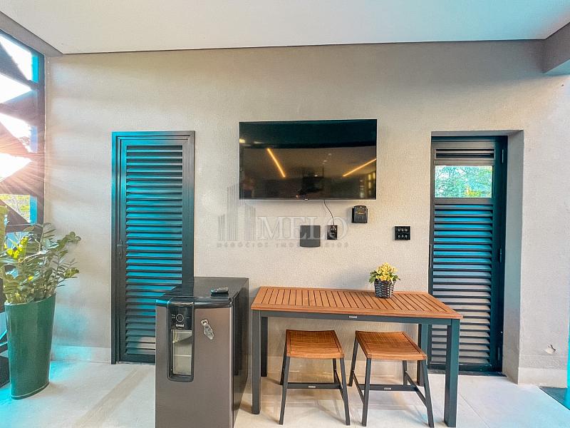 CASA DE ALTO PADR�O � VENDA | VISTA DEFINITIVA PARA A MATA ALPHAVILLE VESPASIANO 50