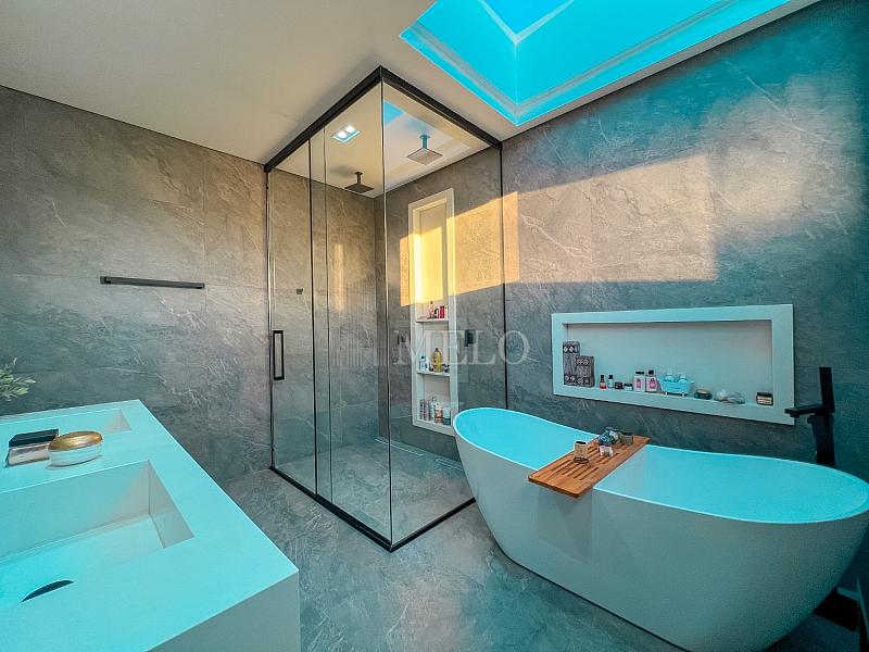 CASA DE ALTO PADR�O � VENDA | VISTA DEFINITIVA PARA A MATA ALPHAVILLE VESPASIANO 74