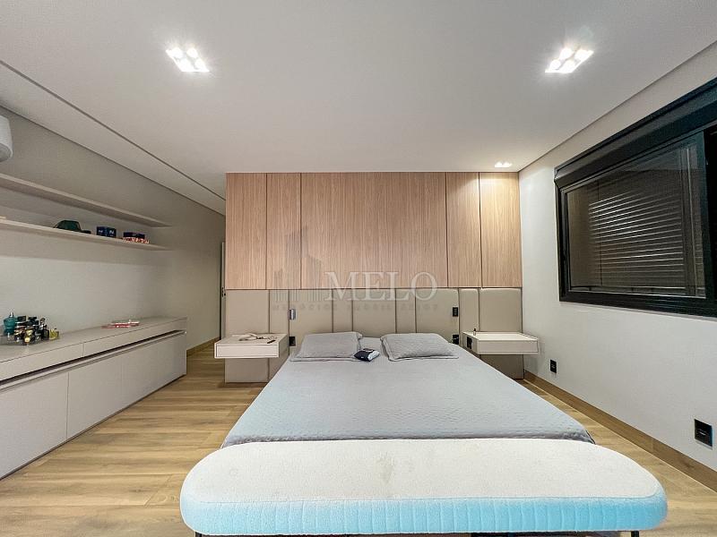 CASA DE ALTO PADR�O � VENDA | VISTA DEFINITIVA PARA A MATA ALPHAVILLE VESPASIANO 76