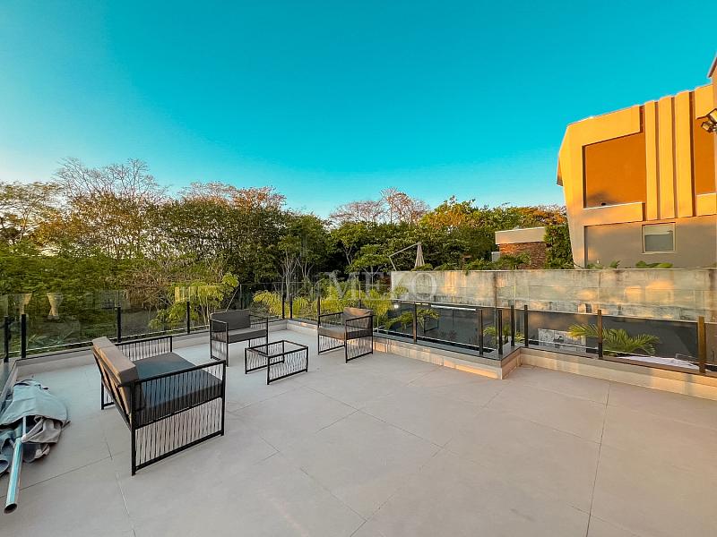 CASA DE ALTO PADR�O � VENDA | VISTA DEFINITIVA PARA A MATA ALPHAVILLE VESPASIANO 82