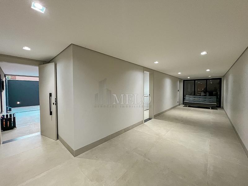 CASA DE ALTO PADR�O � VENDA | VISTA DEFINITIVA PARA A MATA ALPHAVILLE VESPASIANO 87