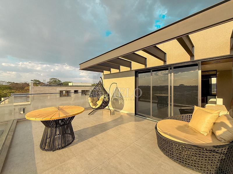 Uma casa que impressiona na chegada e conquista pela vista. 45