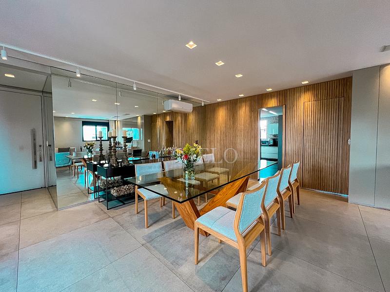 Lind�ssimo Apartamento no Cidade Nova para quem valoriza  exclusividade e alto padr�o a Venda por R$2.650.000,00. 2