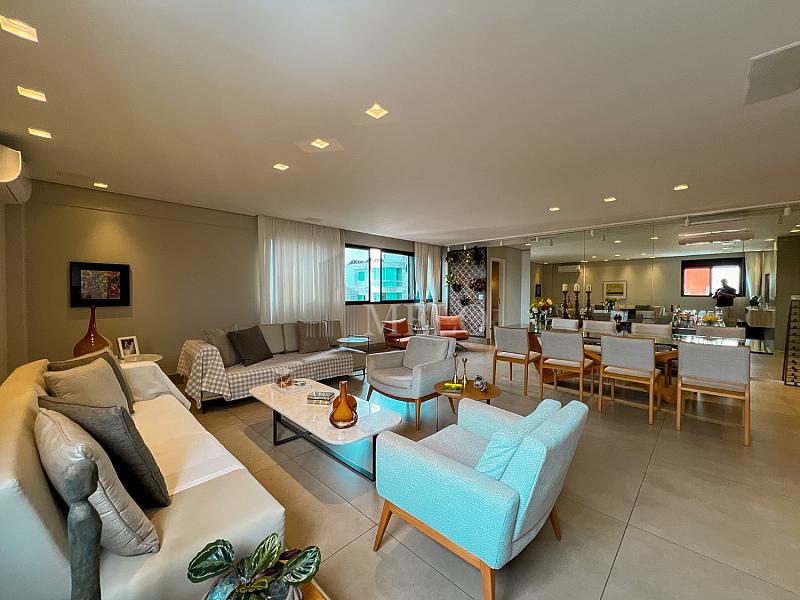Lind�ssimo Apartamento no Cidade Nova para quem valoriza  exclusividade e alto padr�o a Venda por R$2.650.000,00. 5