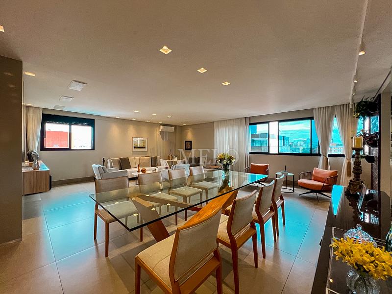 Lind�ssimo Apartamento no Cidade Nova para quem valoriza  exclusividade e alto padr�o a Venda por R$2.650.000,00. 9