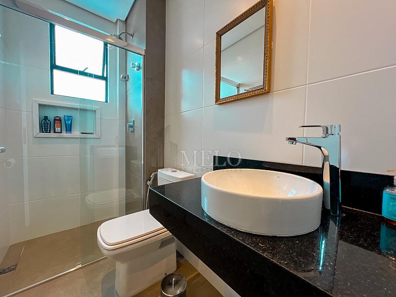 Lind�ssimo Apartamento no Cidade Nova para quem valoriza  exclusividade e alto padr�o a Venda por R$2.650.000,00. 18