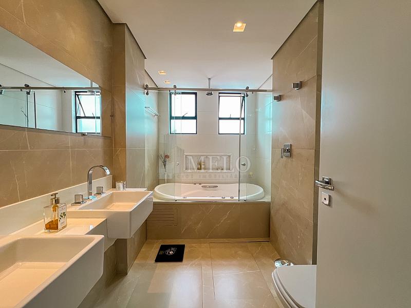 Lind�ssimo Apartamento no Cidade Nova para quem valoriza  exclusividade e alto padr�o a Venda por R$2.650.000,00. 28