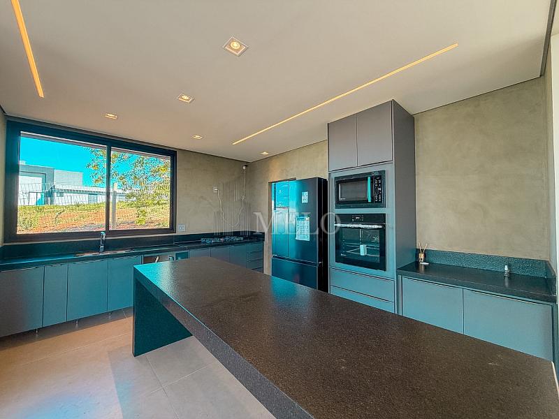 Casa de Alto Padr�o � Venda no Condom�nio Gran Royalle - Lagoa Santa/MG. 15