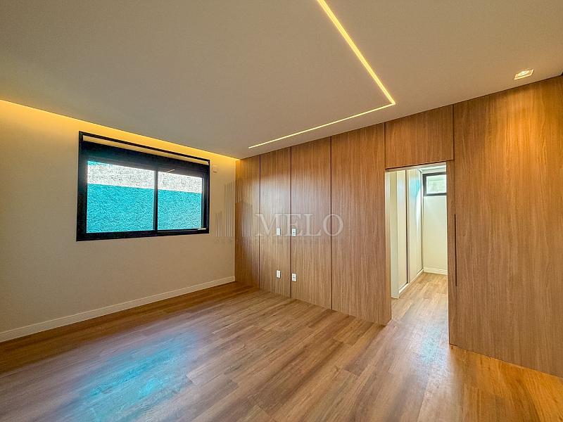 Casa de Alto Padr�o � Venda no Condom�nio Gran Royalle - Lagoa Santa/MG. 26